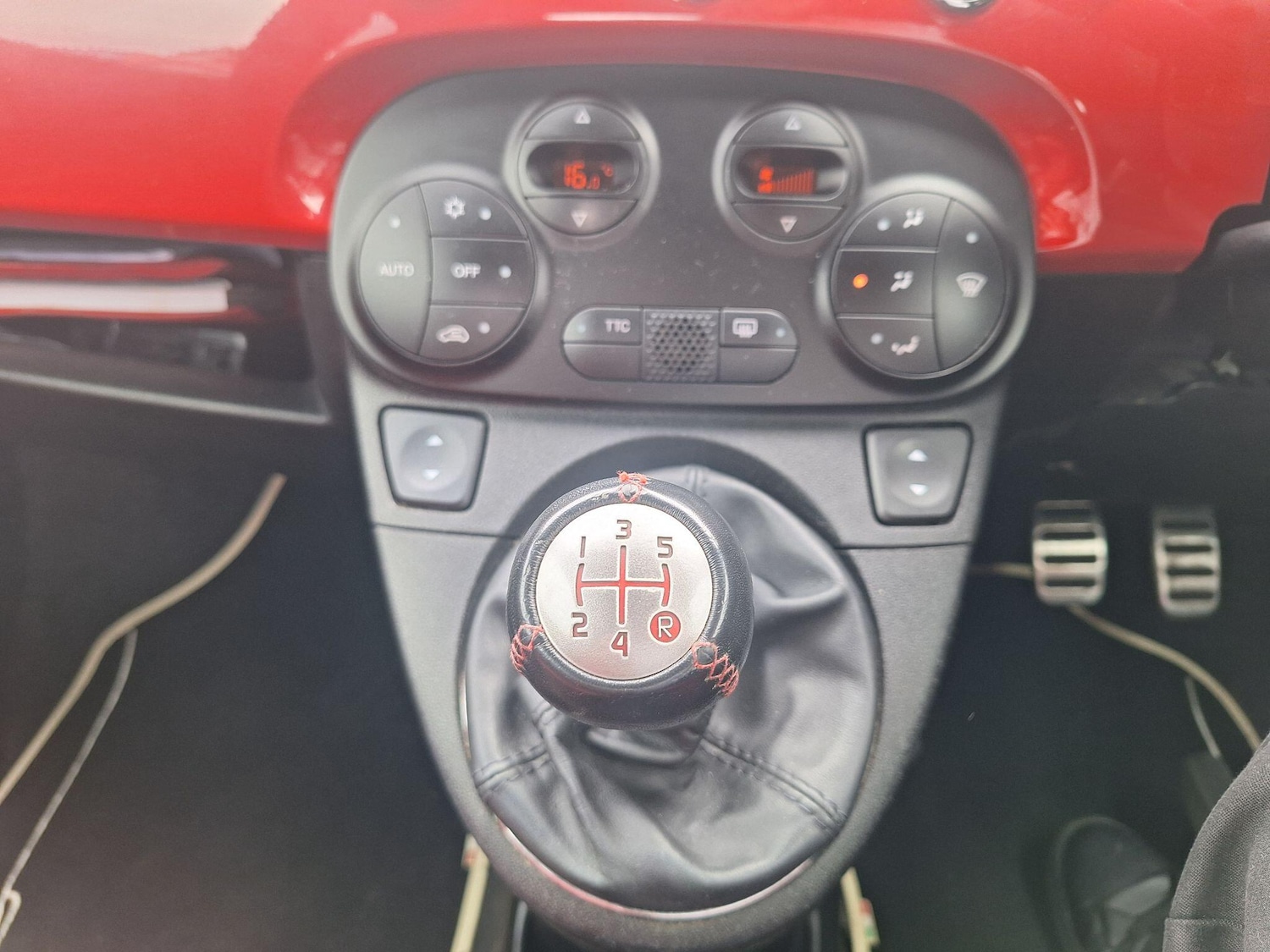 Used Abarth 500 for sale - 78184197: Photo 25