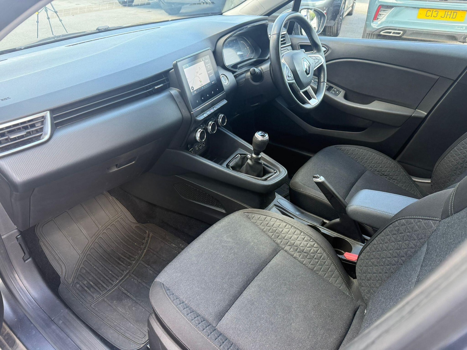 Used Renault Clio for sale - 78115263: Photo 11