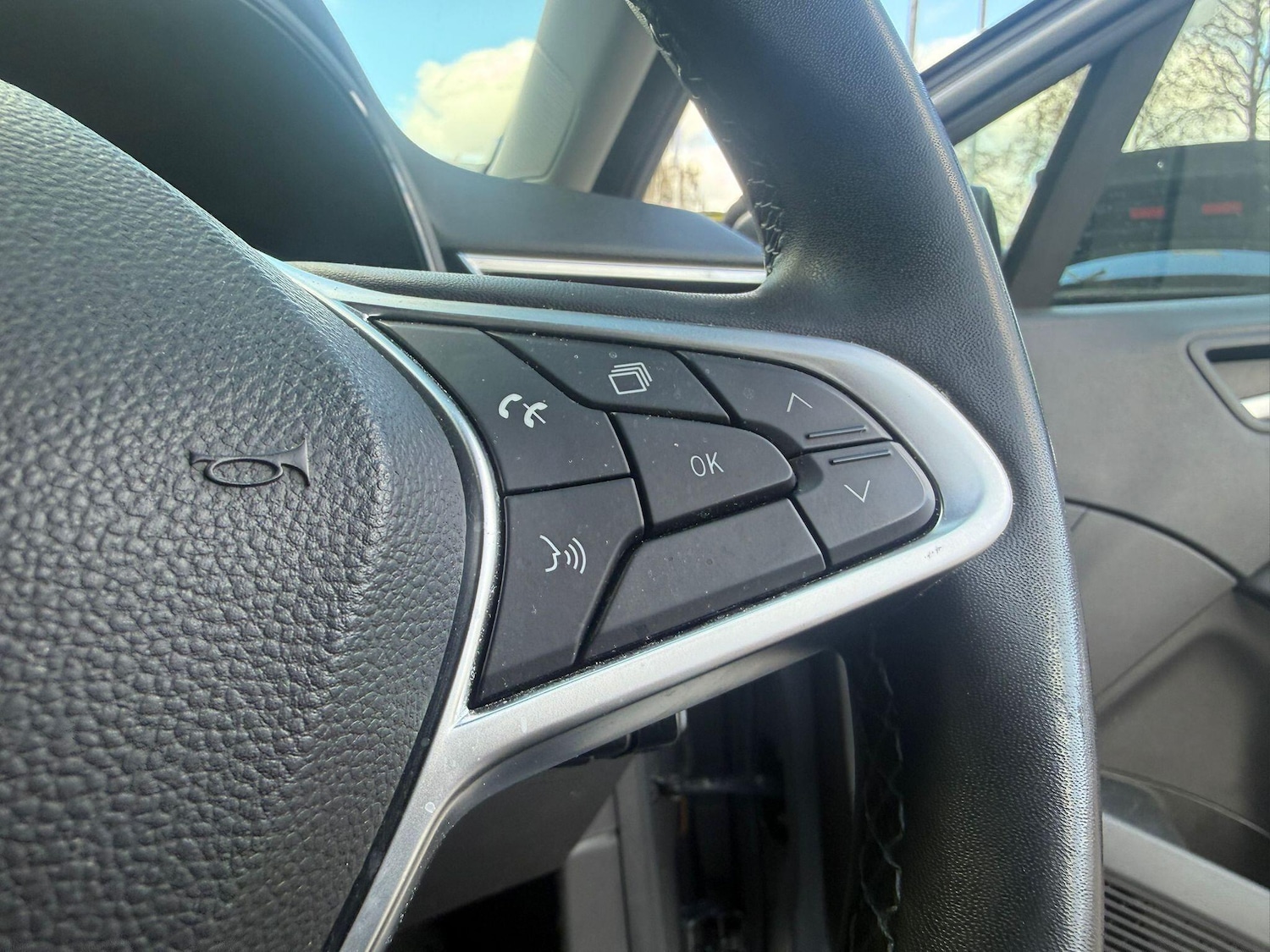 Used Renault Clio for sale - 78115263: Photo 17