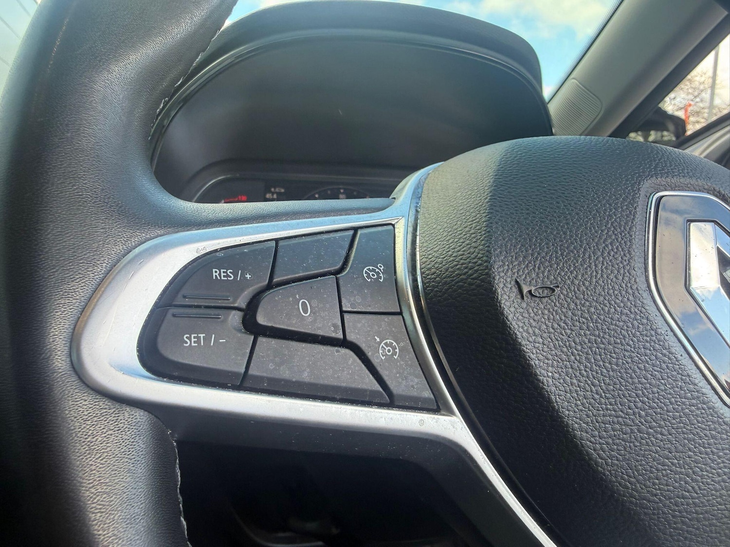 Used Renault Clio for sale - 78115263: Photo 9