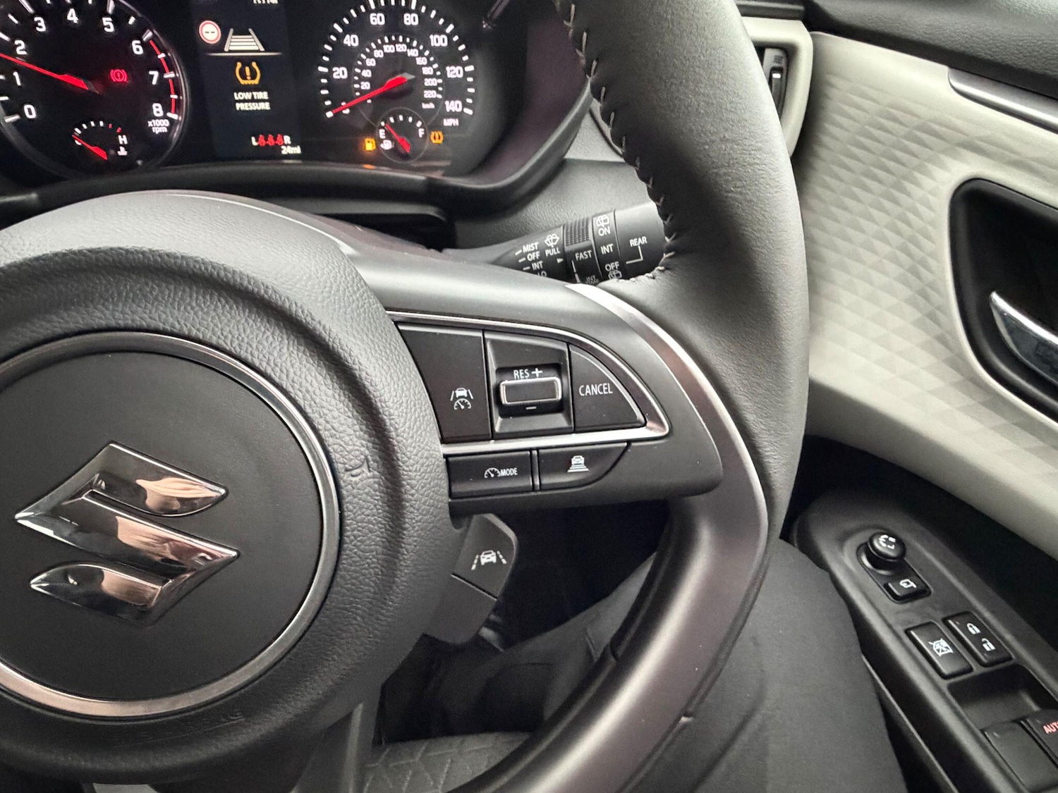 Used Suzuki Swift for sale - 77278916: Photo 10