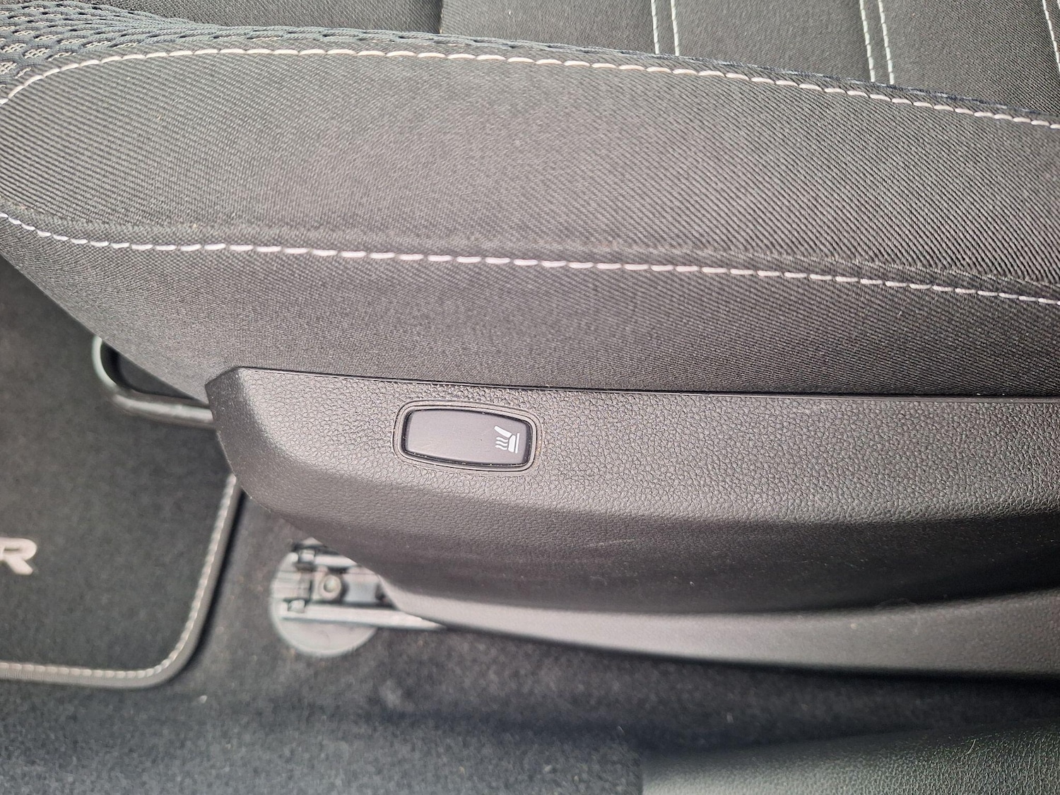 Used Dacia Duster 2022 for sale - 76976323: Photo 14