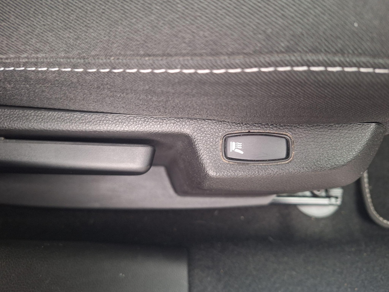 Used Dacia Duster 2022 for sale - 76976323: Photo 20