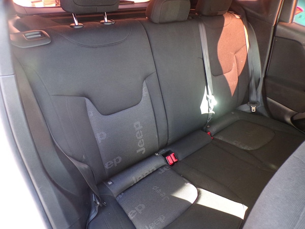 Used Jeep Renegade 2016 for sale - 76201379: Photo 12