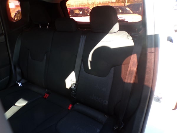 Used Jeep Renegade 2016 for sale - 76201379: Photo 17