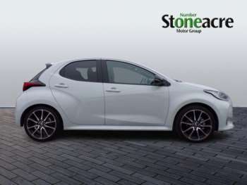 Used Toyota Yaris 2024 for sale - 73741961: Photo