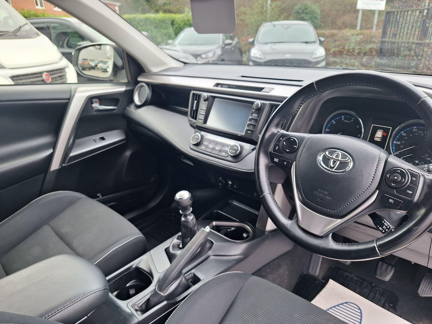 Used Toyota RAV4 for sale - 77598165: Photo 10