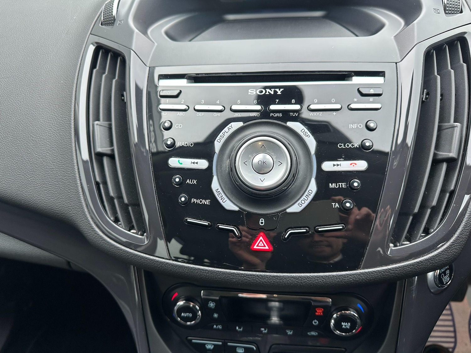 Used Ford Kuga 2014 for sale - 77376276: Photo 15