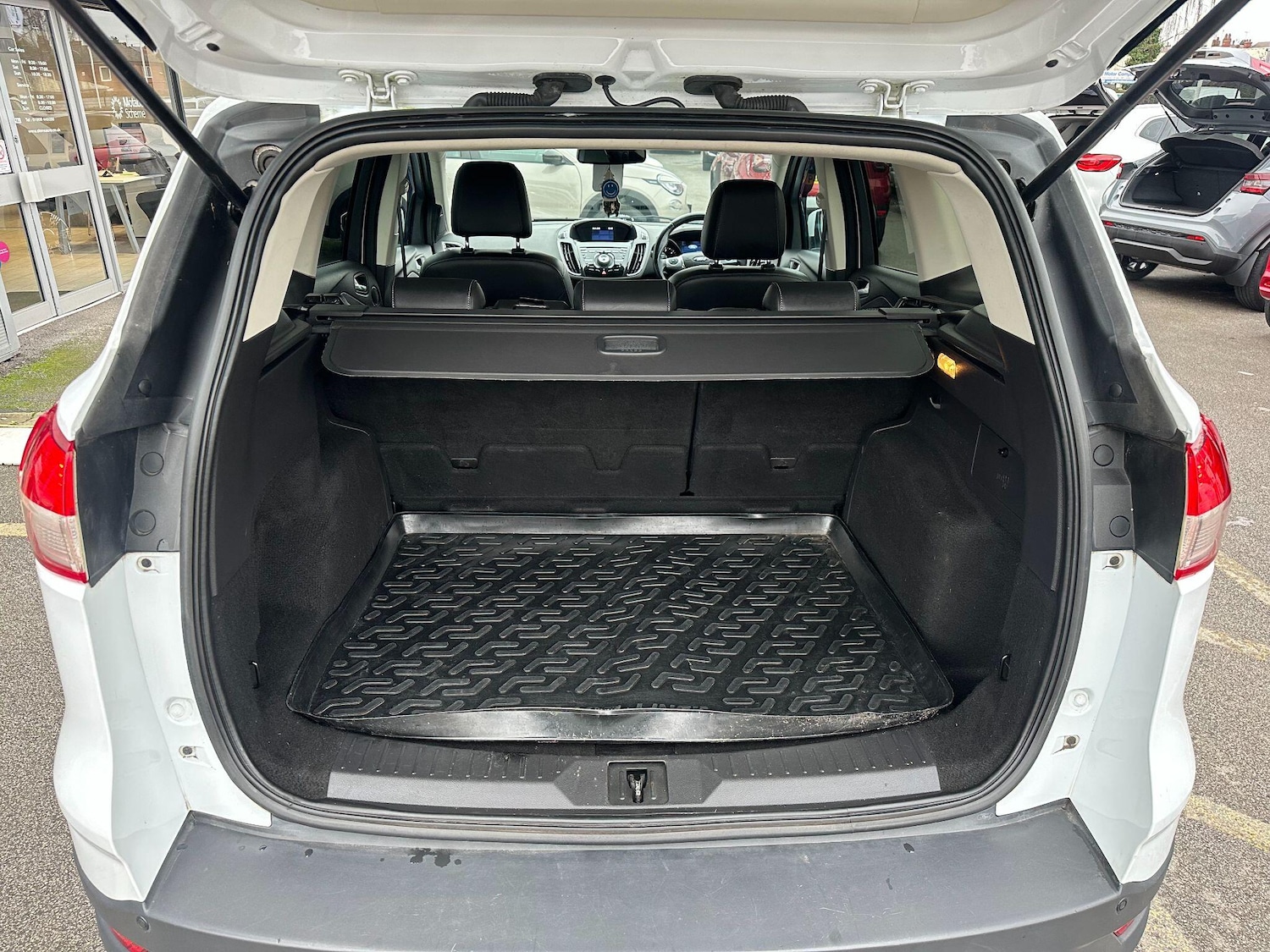 Used Ford Kuga 2014 for sale - 77376276: Photo 19