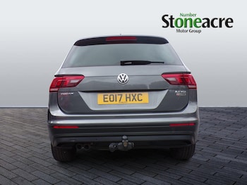 Used Volkswagen Tiguan 2017 for sale - 75926642: Photo