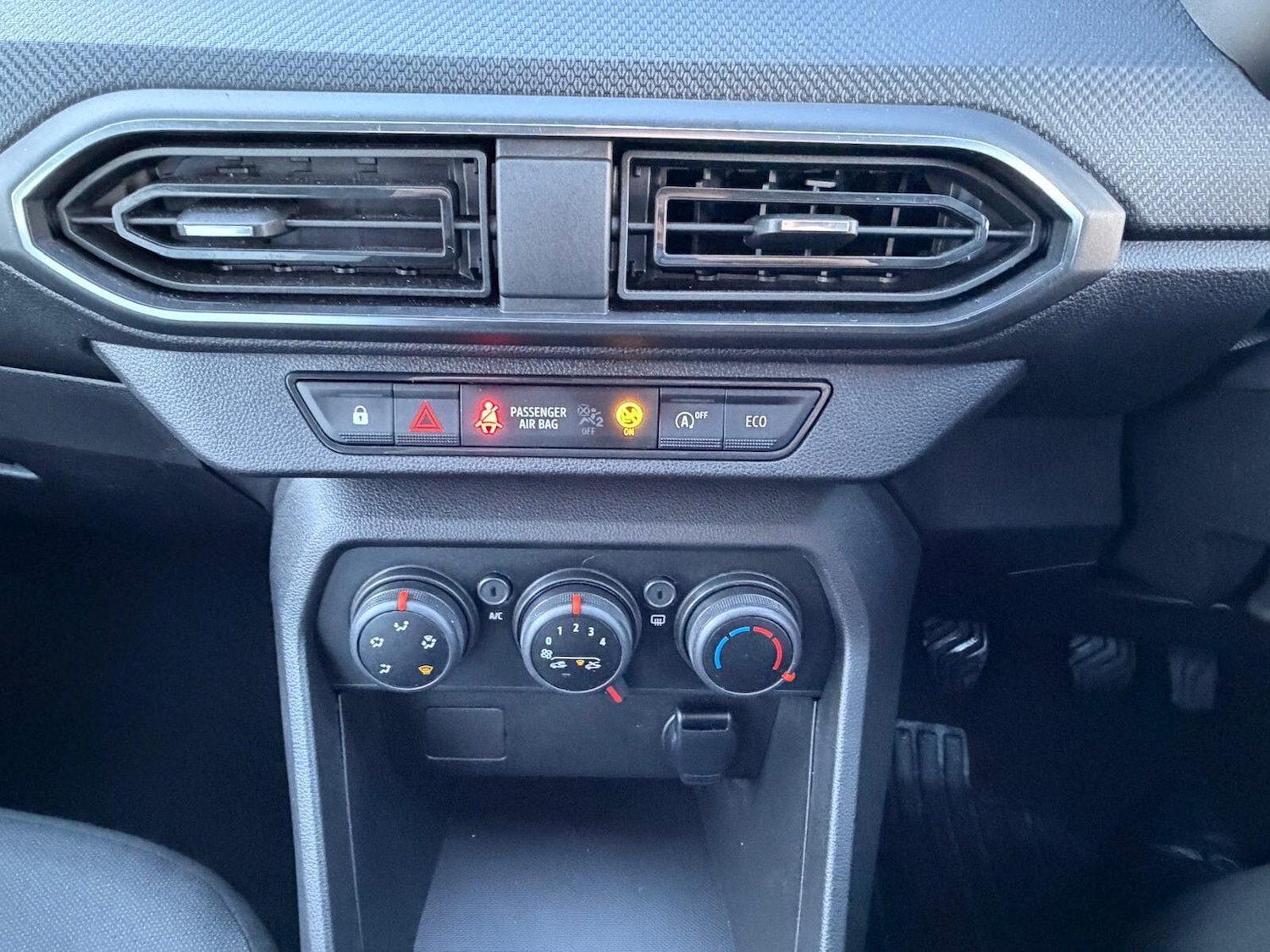 Used Dacia Sandero 2022 for sale - 77098045: Photo 17