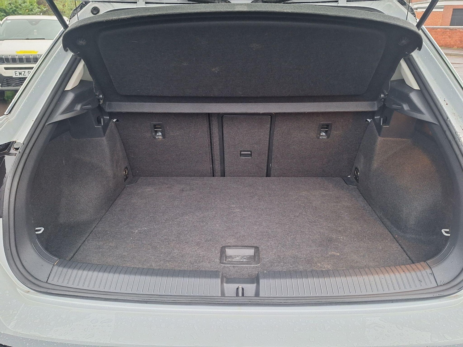 Used Volkswagen T-Roc 2018 for sale - 77016320: Photo 32