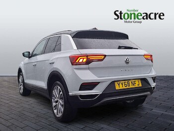 Used Volkswagen T-Roc 2018 for sale - 77016320: Photo