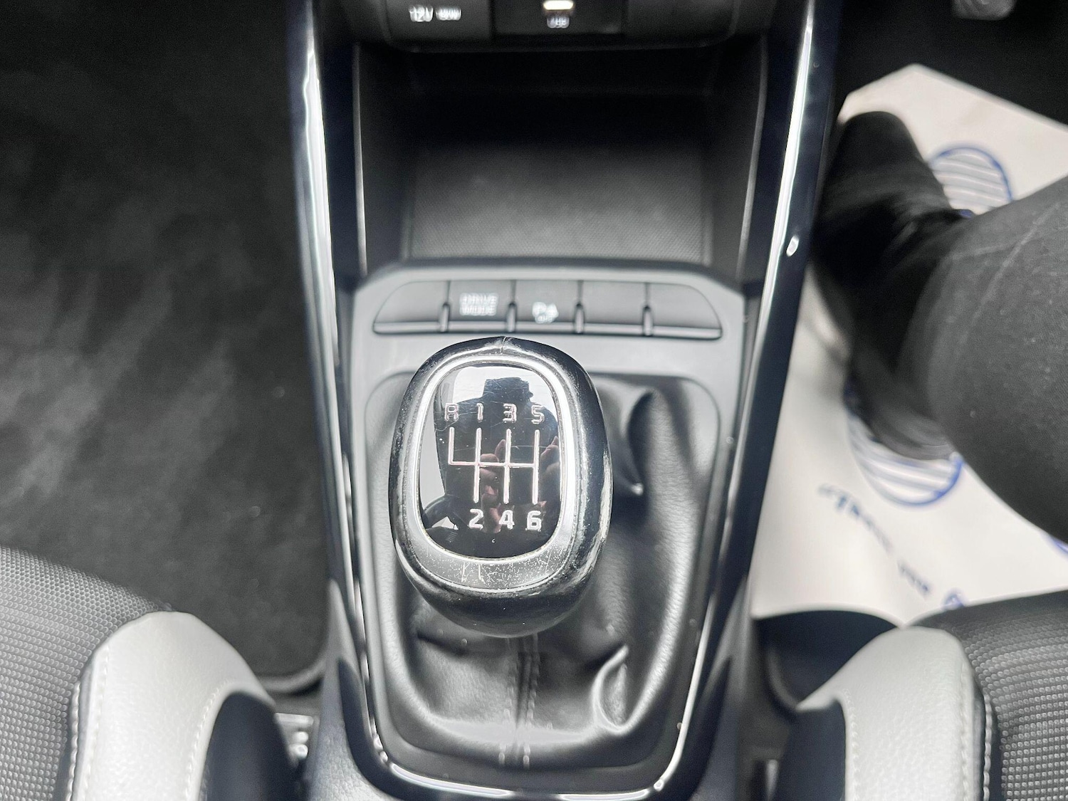 Used Kia Stonic 2022 for sale - 77657933: Photo 23