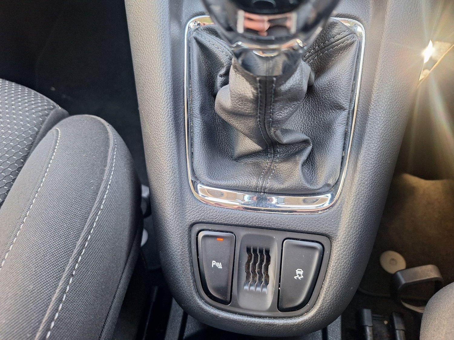 Used Vauxhall Zafira 2015 for sale - 78185386: Photo 12