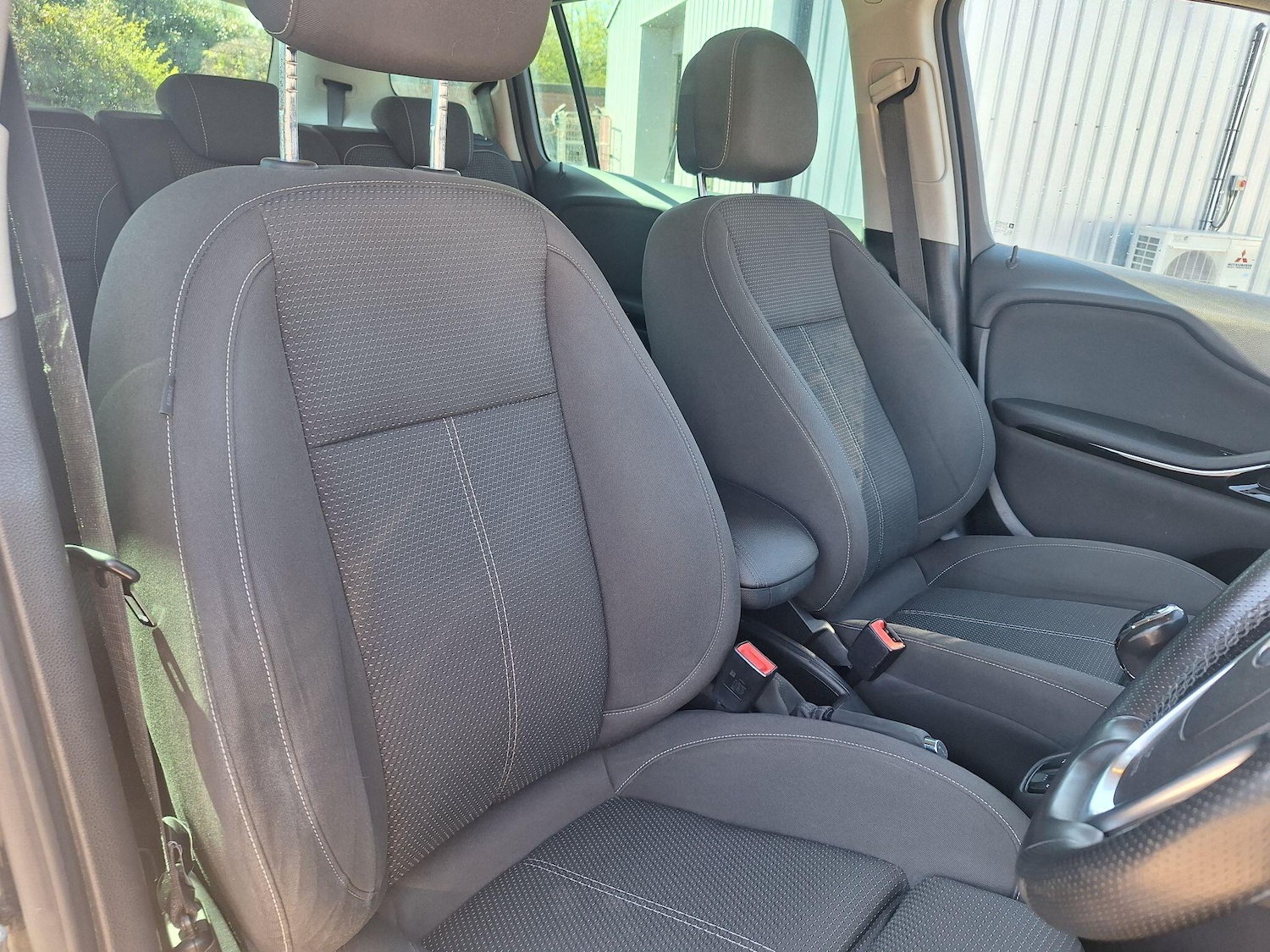 Used Vauxhall Zafira 2015 for sale - 78185386: Photo 13