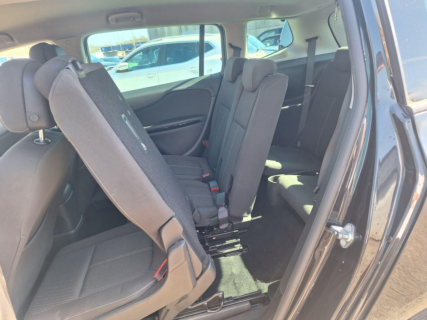 Used Vauxhall Zafira 2015 for sale - 78185386: Photo 18