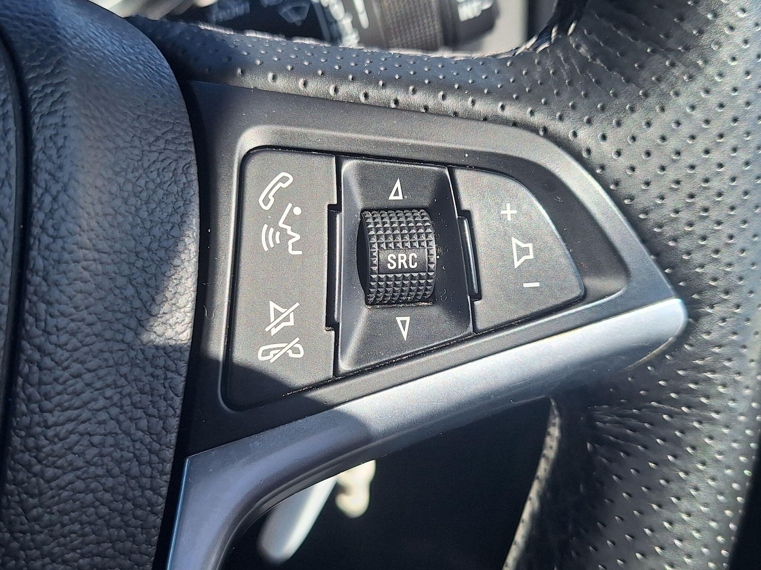 Used Vauxhall Zafira 2015 for sale - 78185386: Photo 20