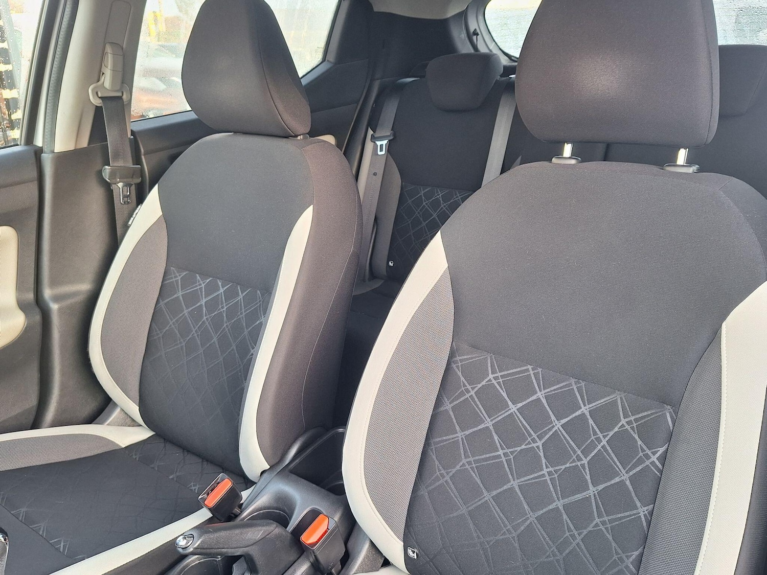 Used Nissan Micra 2019 for sale - 77215460: Photo 34