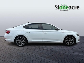 Used Skoda Superb 2018 for sale - 78957840: Photo