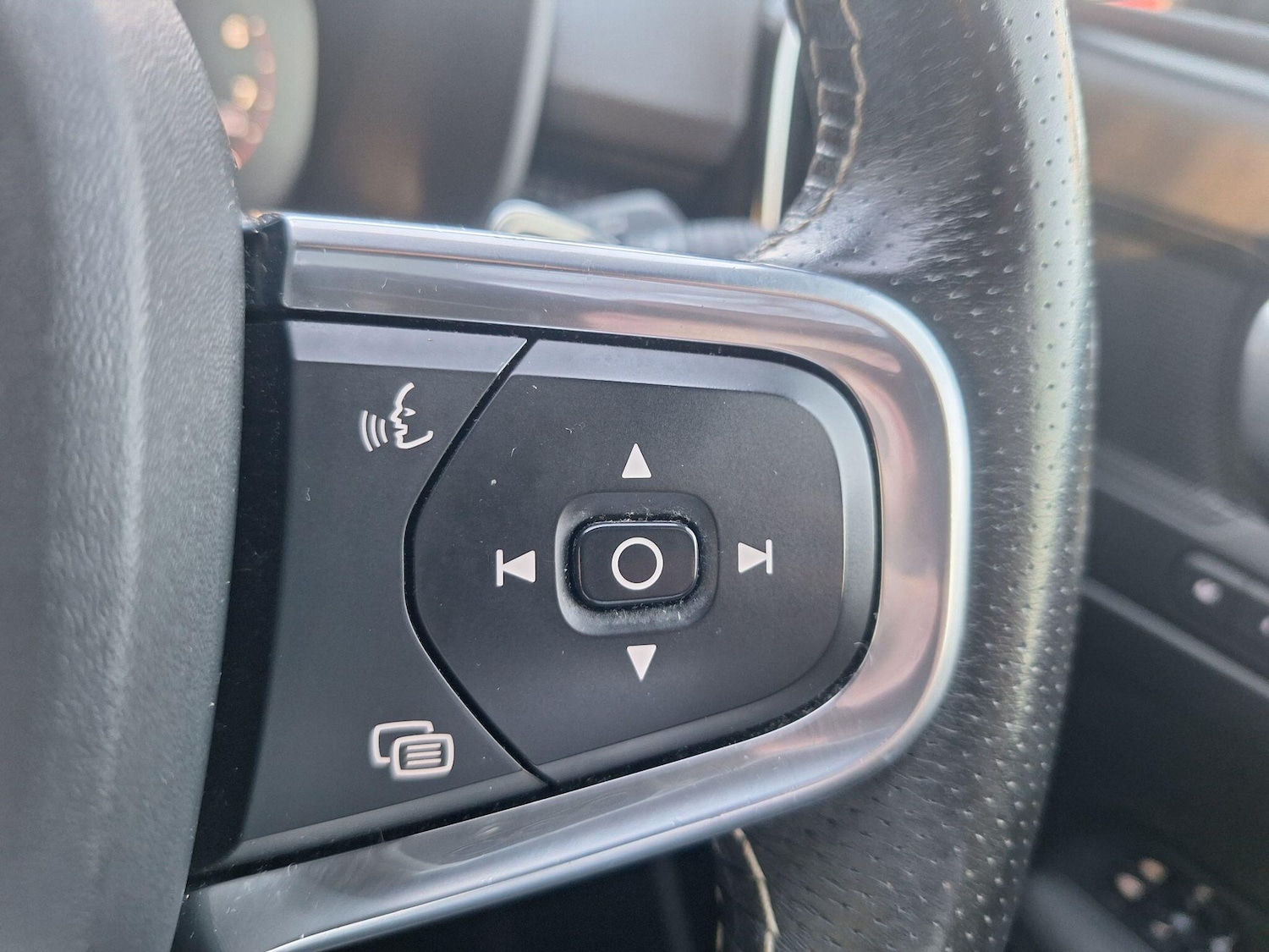 Used Volvo XC40 2020 for sale - 77386766: Photo 21