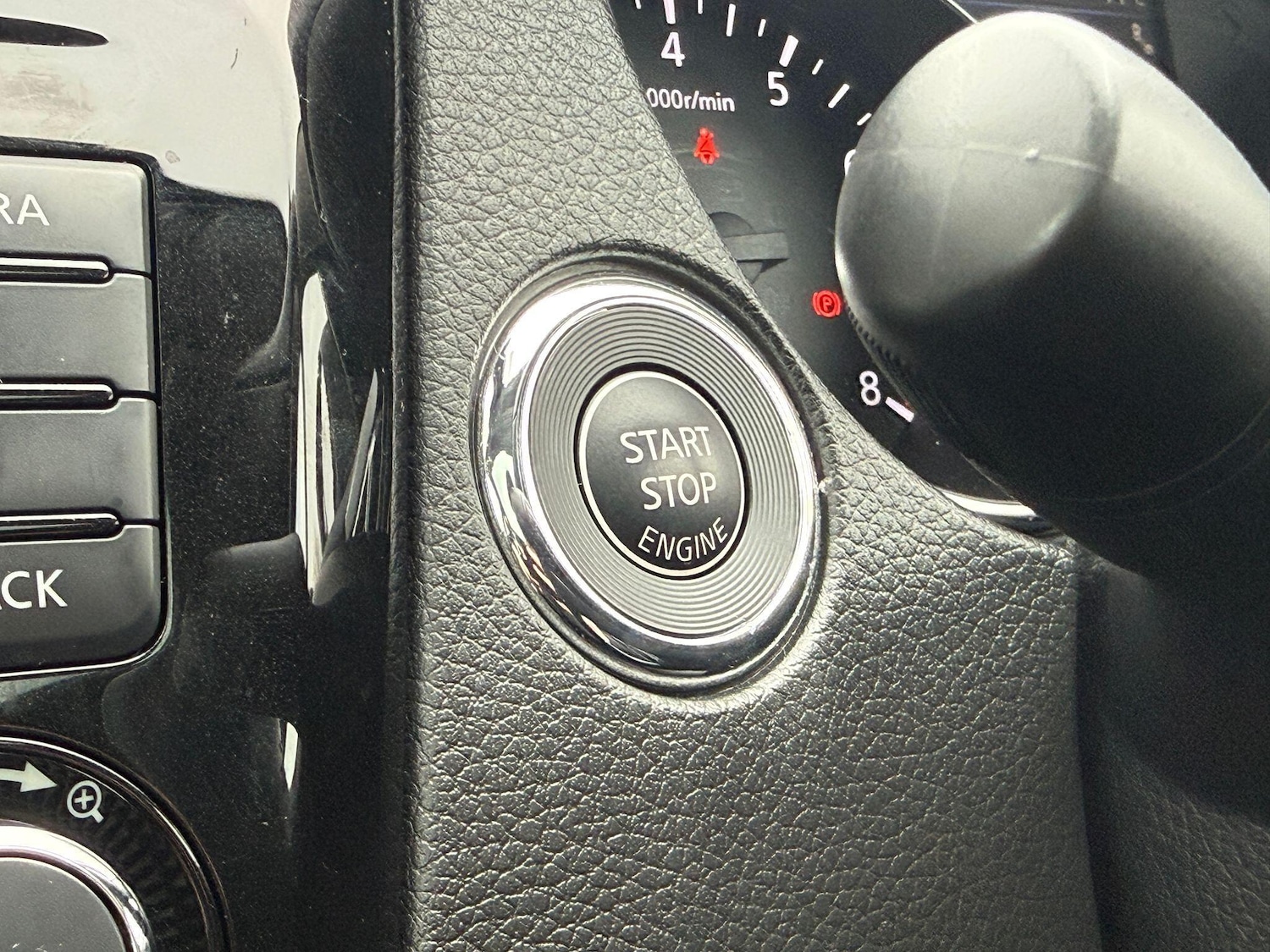 Used Nissan Qashqai for sale - 78115372: Photo 14