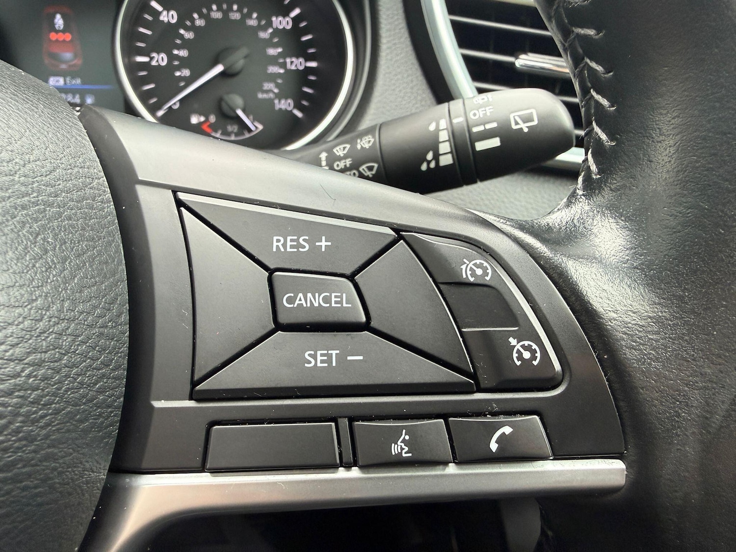 Used Nissan Qashqai for sale - 78115372: Photo 15