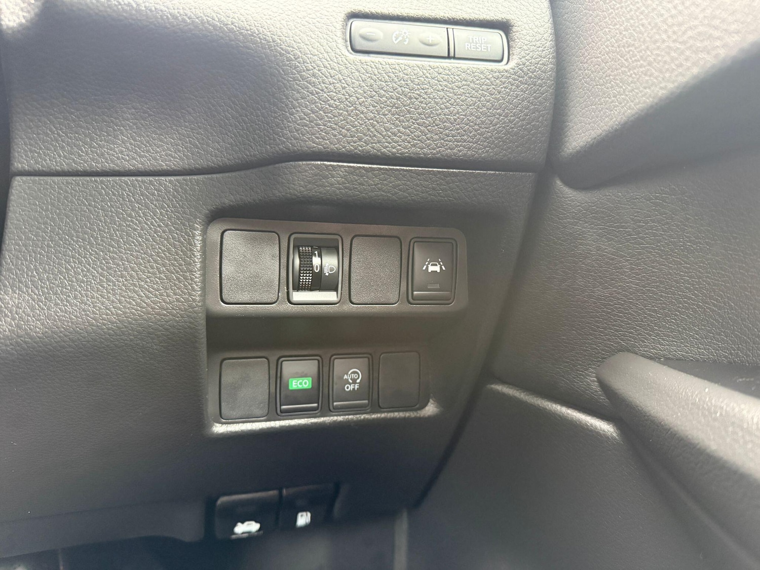 Used Nissan Qashqai for sale - 78115372: Photo 24