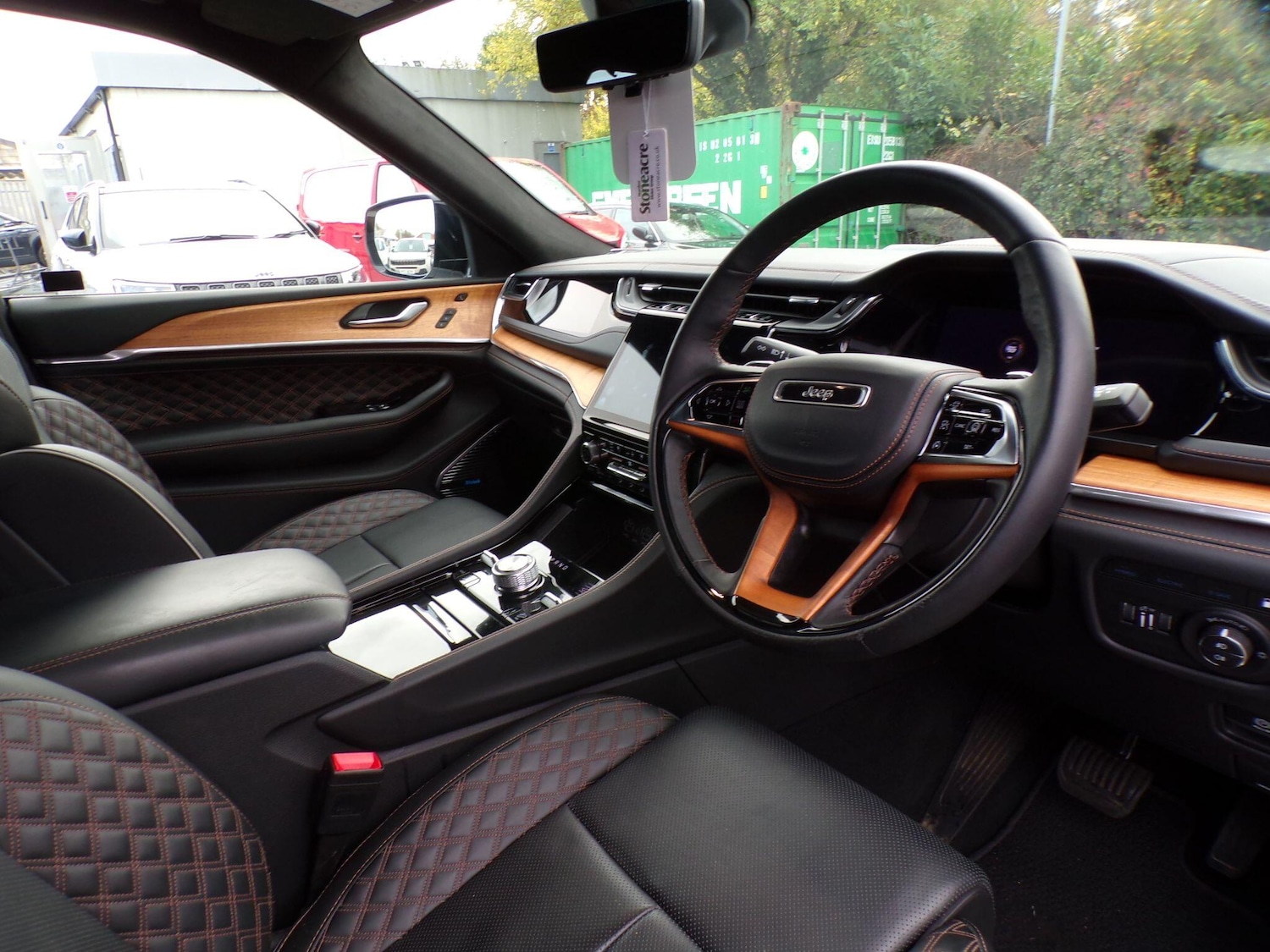 Used Jeep Grand Cherokee 2025 for sale - 76422726: Photo 12