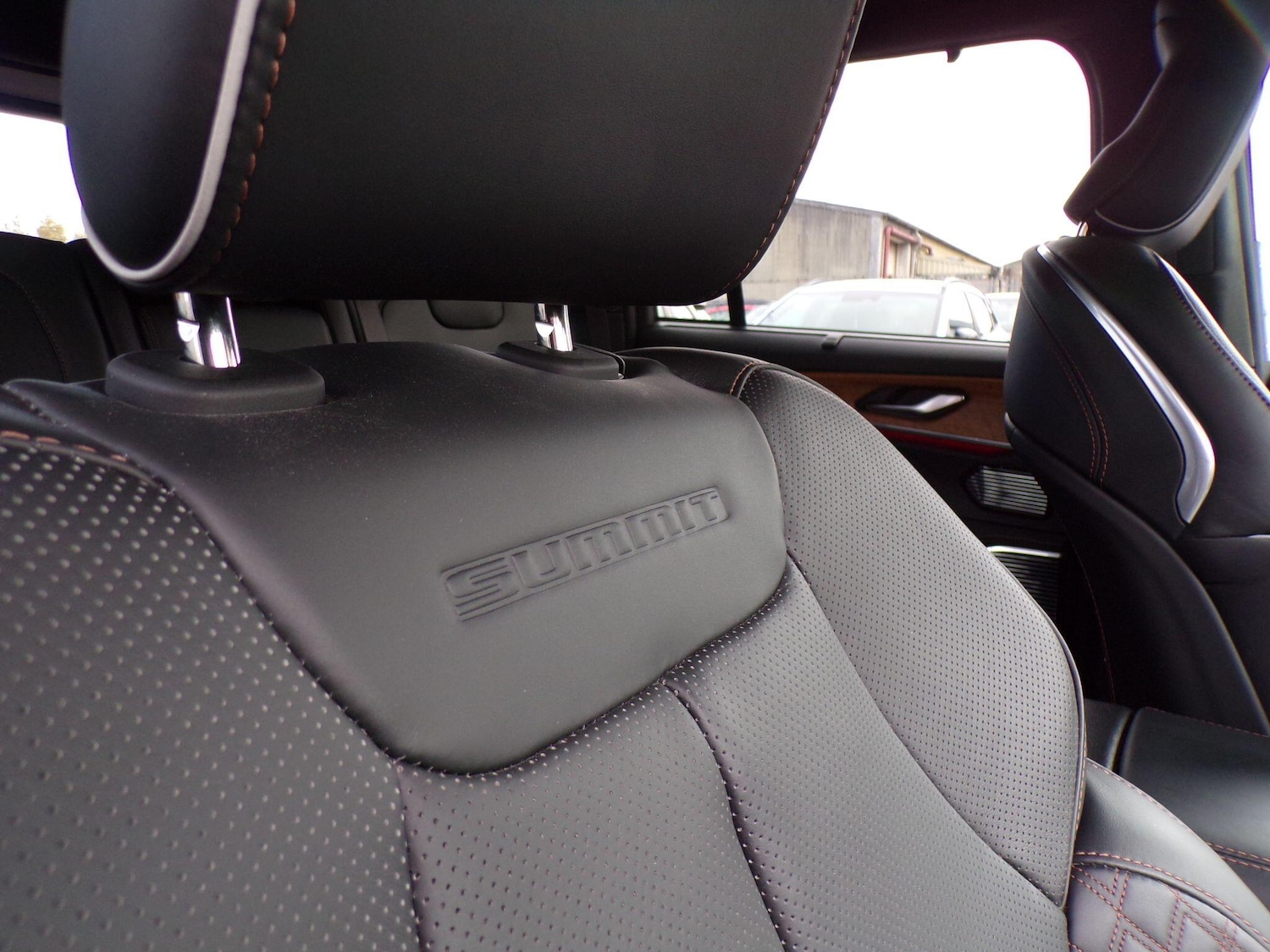 Used Jeep Grand Cherokee 2025 for sale - 76422726: Photo 14