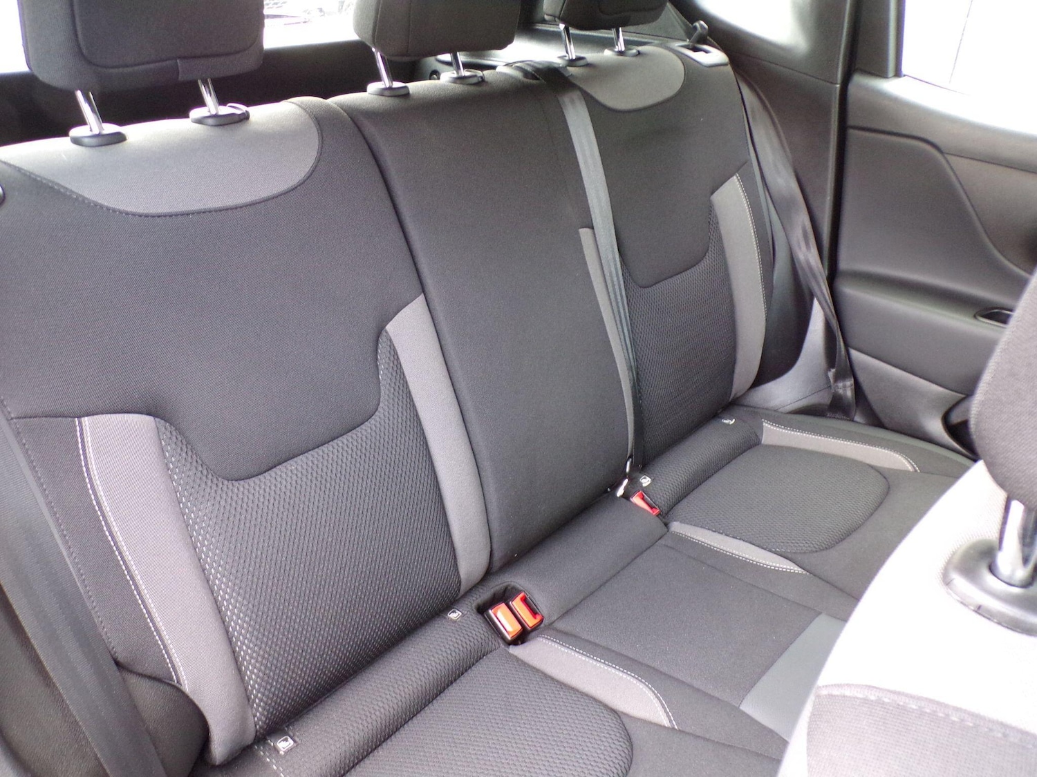 Used Jeep Renegade 2023 for sale - 76336339: Photo 12