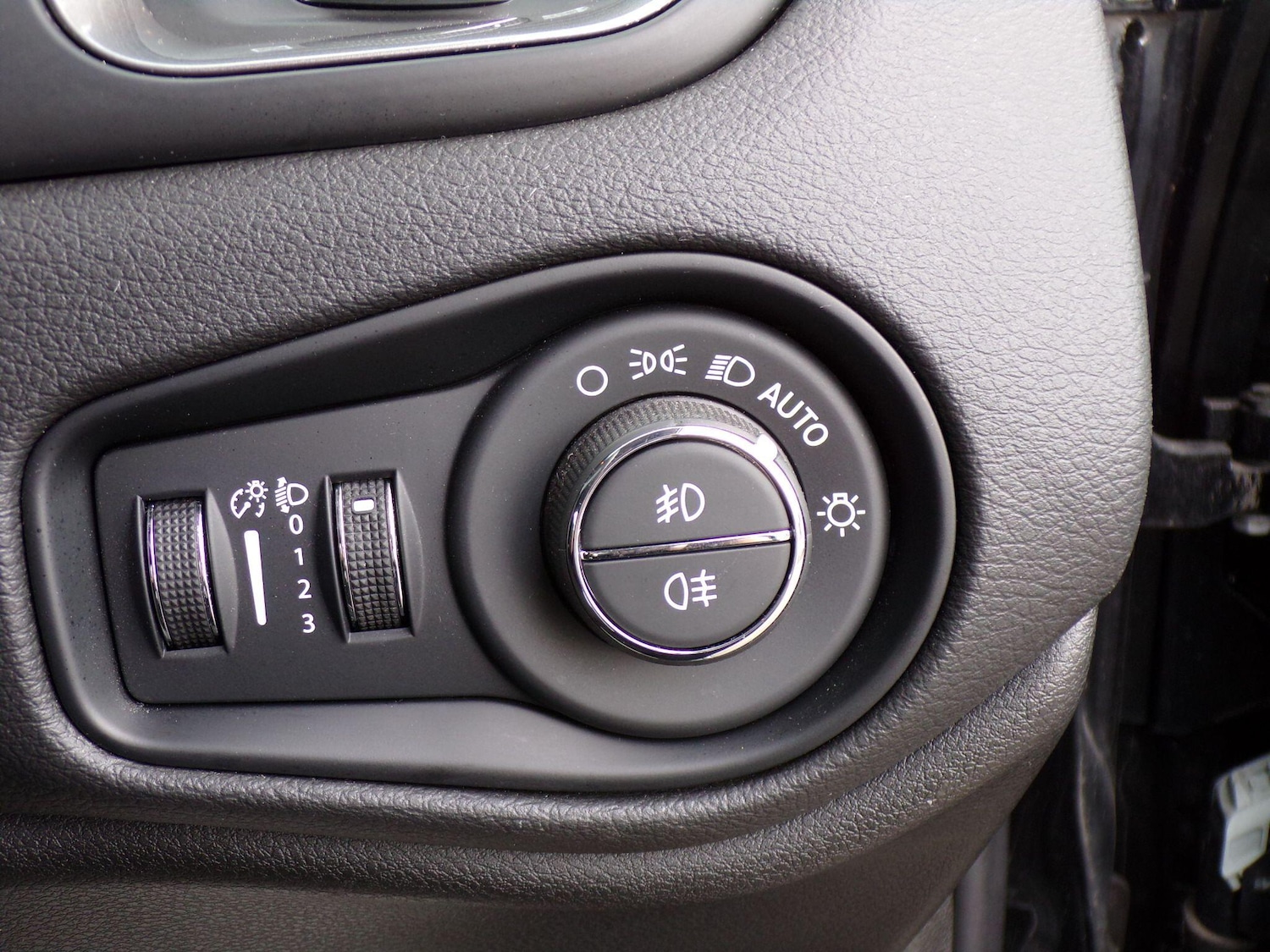 Used Jeep Renegade 2023 for sale - 76336339: Photo 18