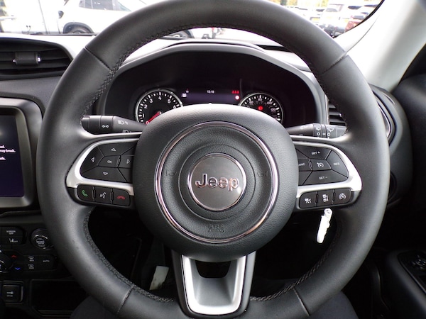 Used Jeep Renegade 2023 for sale - 76336339: Photo 19