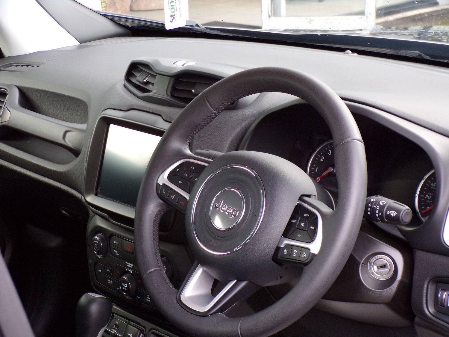 Used Jeep Renegade 2023 for sale - 76336339: Photo 31