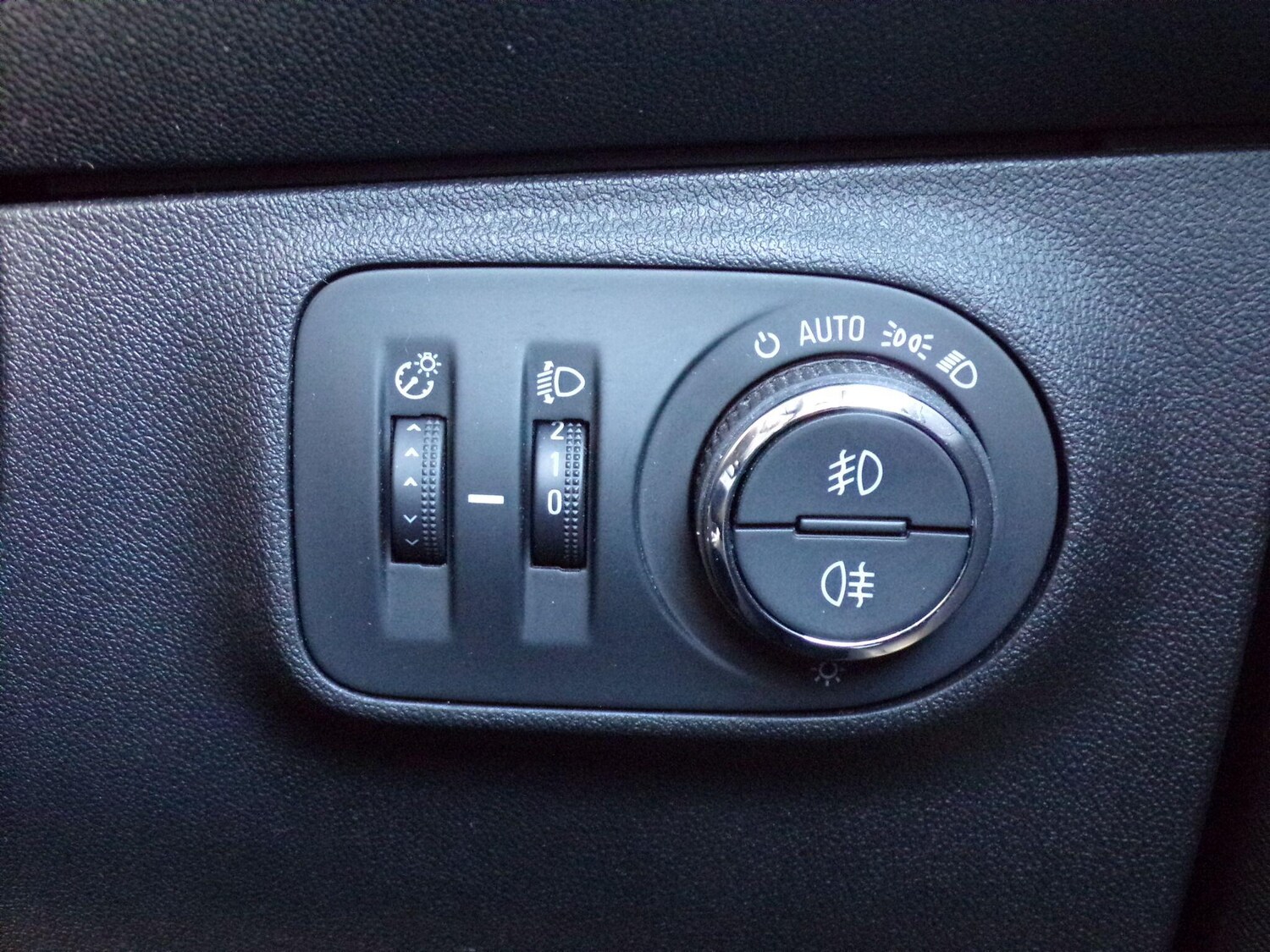 Used Vauxhall Corsa for sale - 77484284: Photo 17