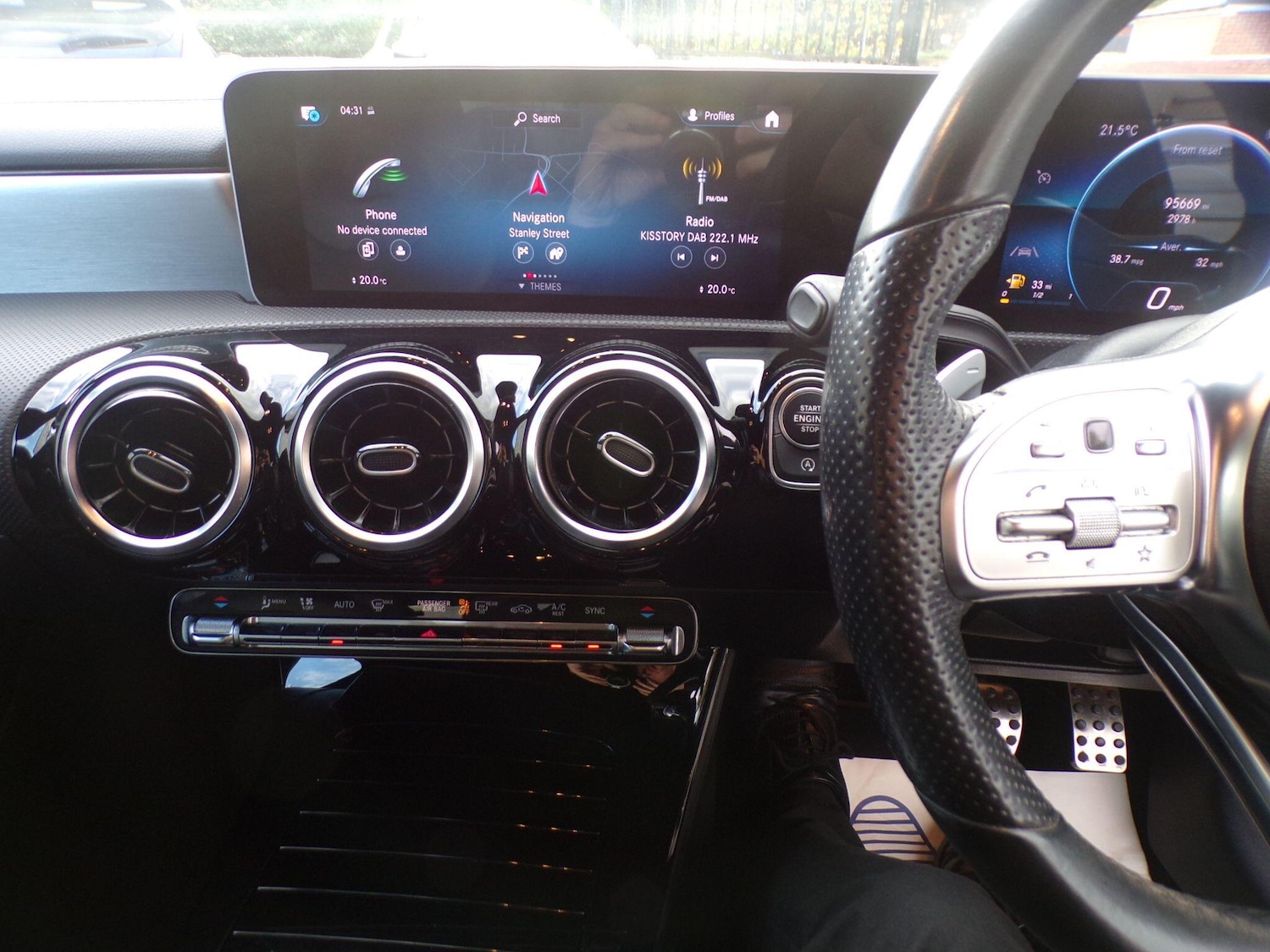 Used Mercedes-Benz CLA 2020 for sale - 76138505: Photo 16