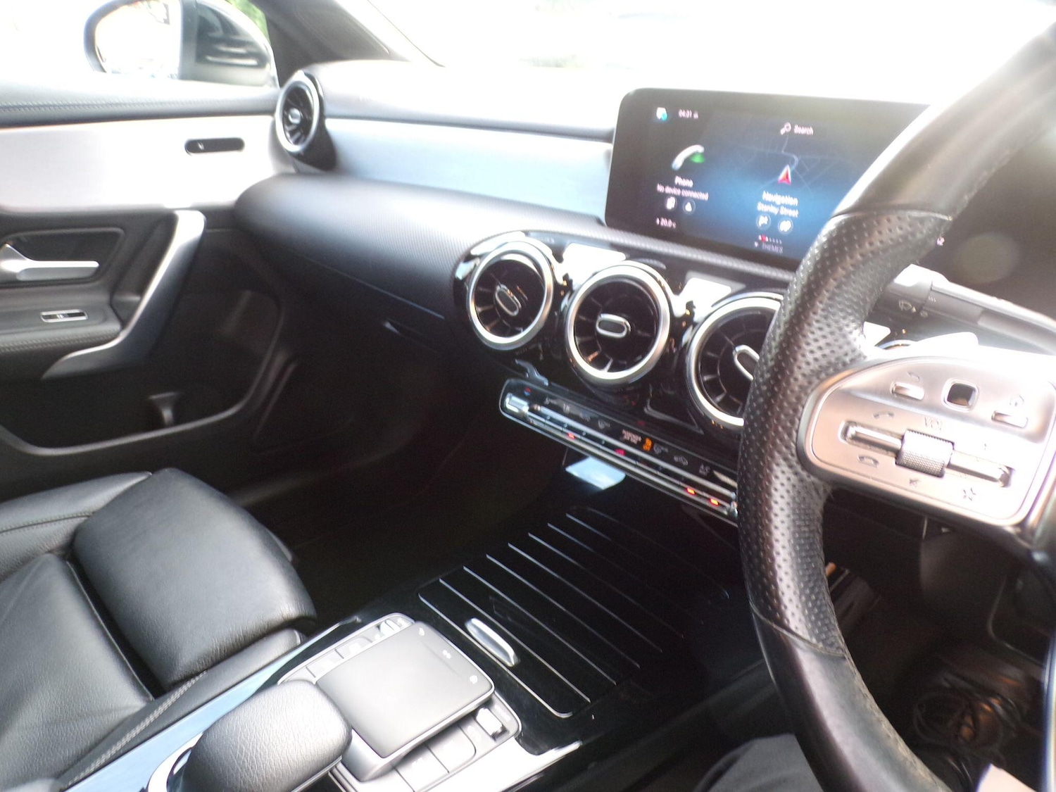 Used Mercedes-Benz CLA 2020 for sale - 76138505: Photo 17