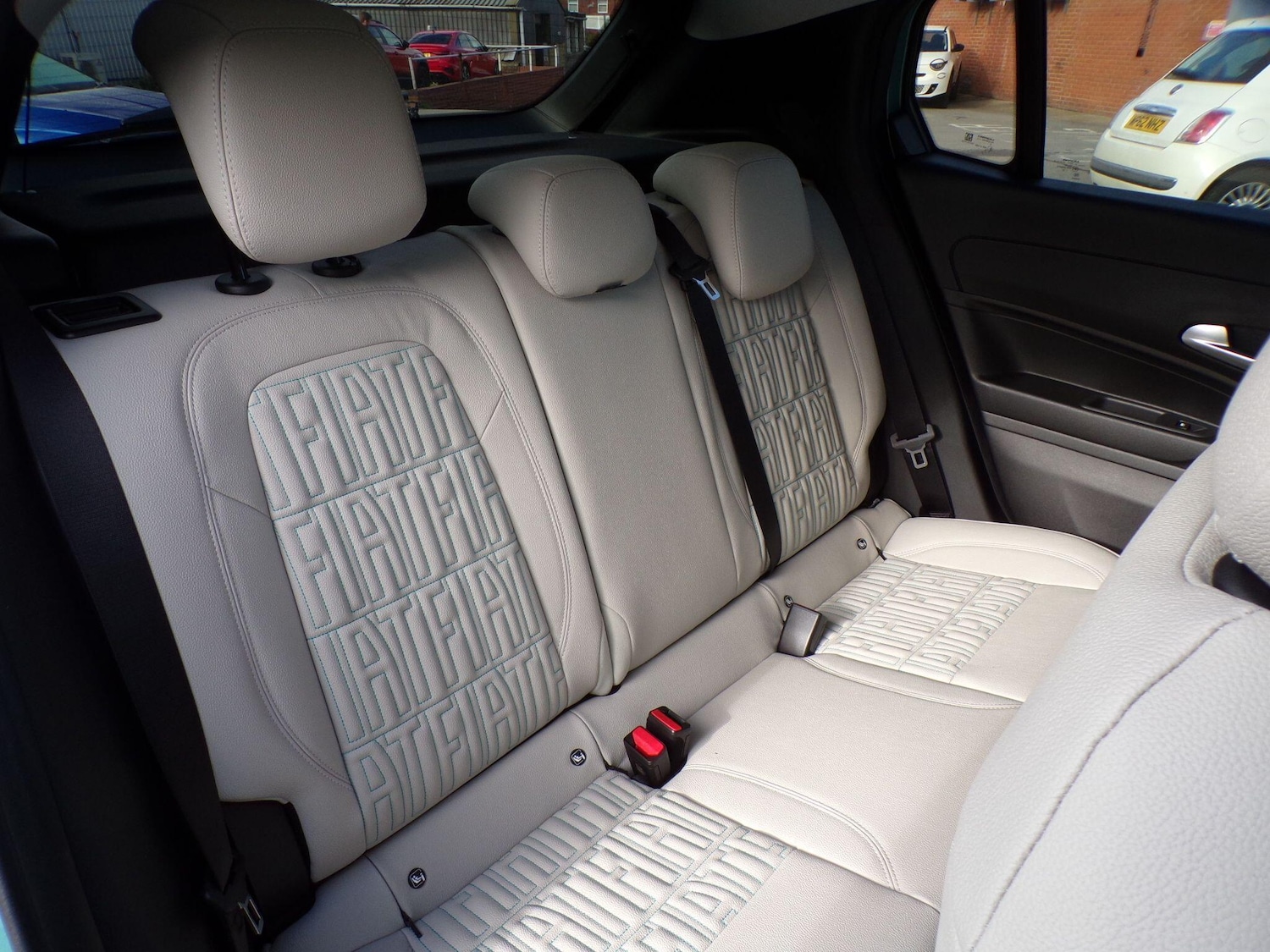 Used Fiat 600 2025 for sale - 76349877: Photo 13