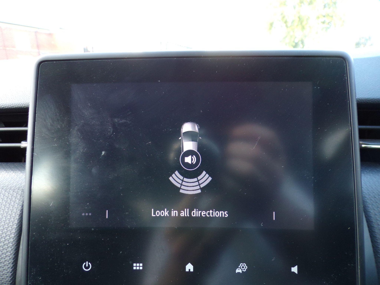 Used Renault Clio 2023 for sale - 76085010: Photo 25