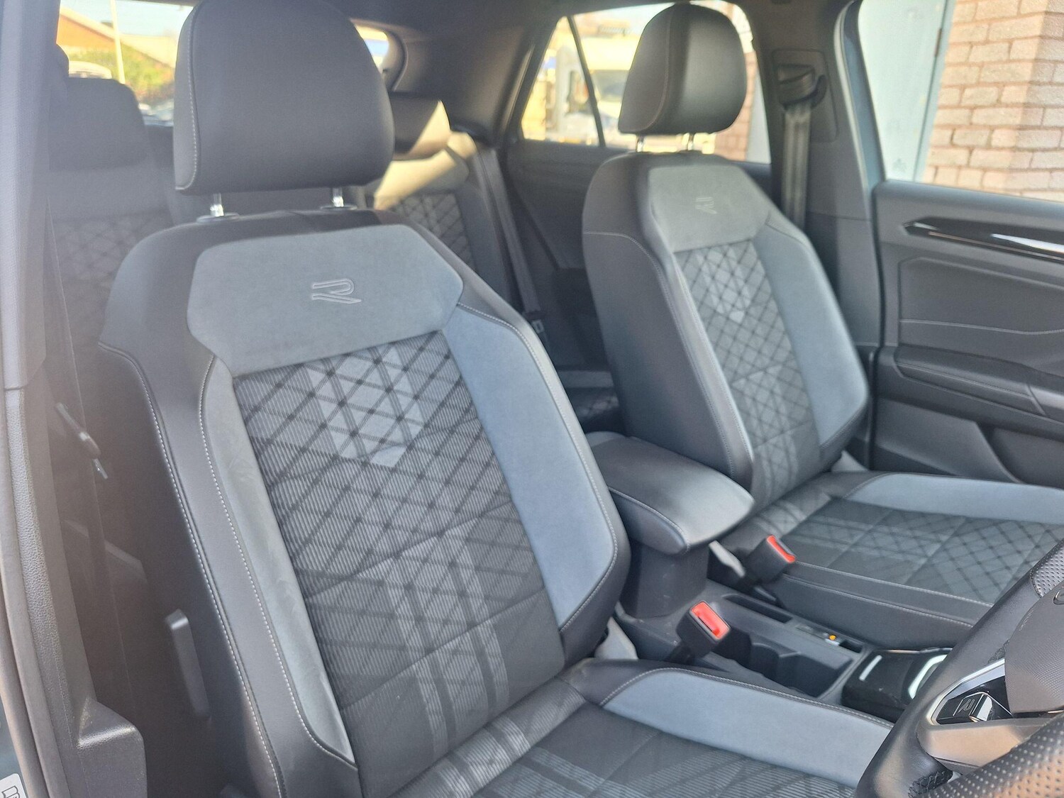 Used Volkswagen T-Roc 2022 for sale - 78033604: Photo 12