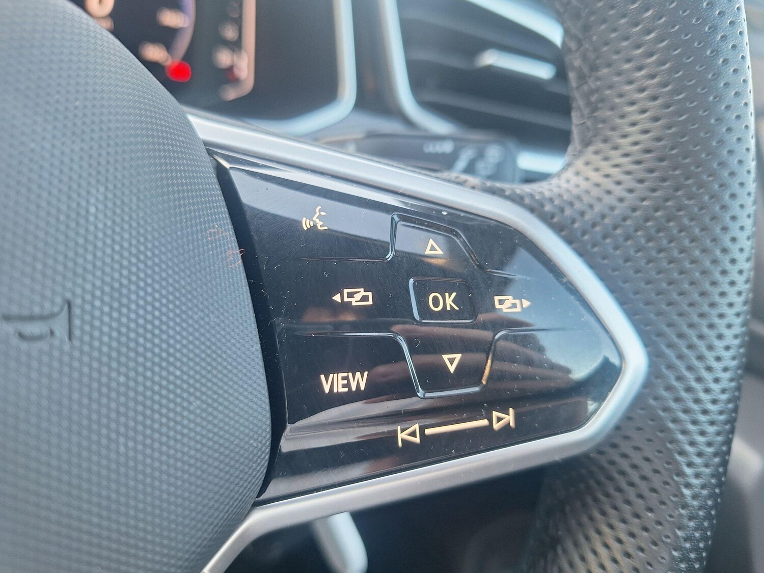 Used Volkswagen T-Roc 2022 for sale - 78033604: Photo 17