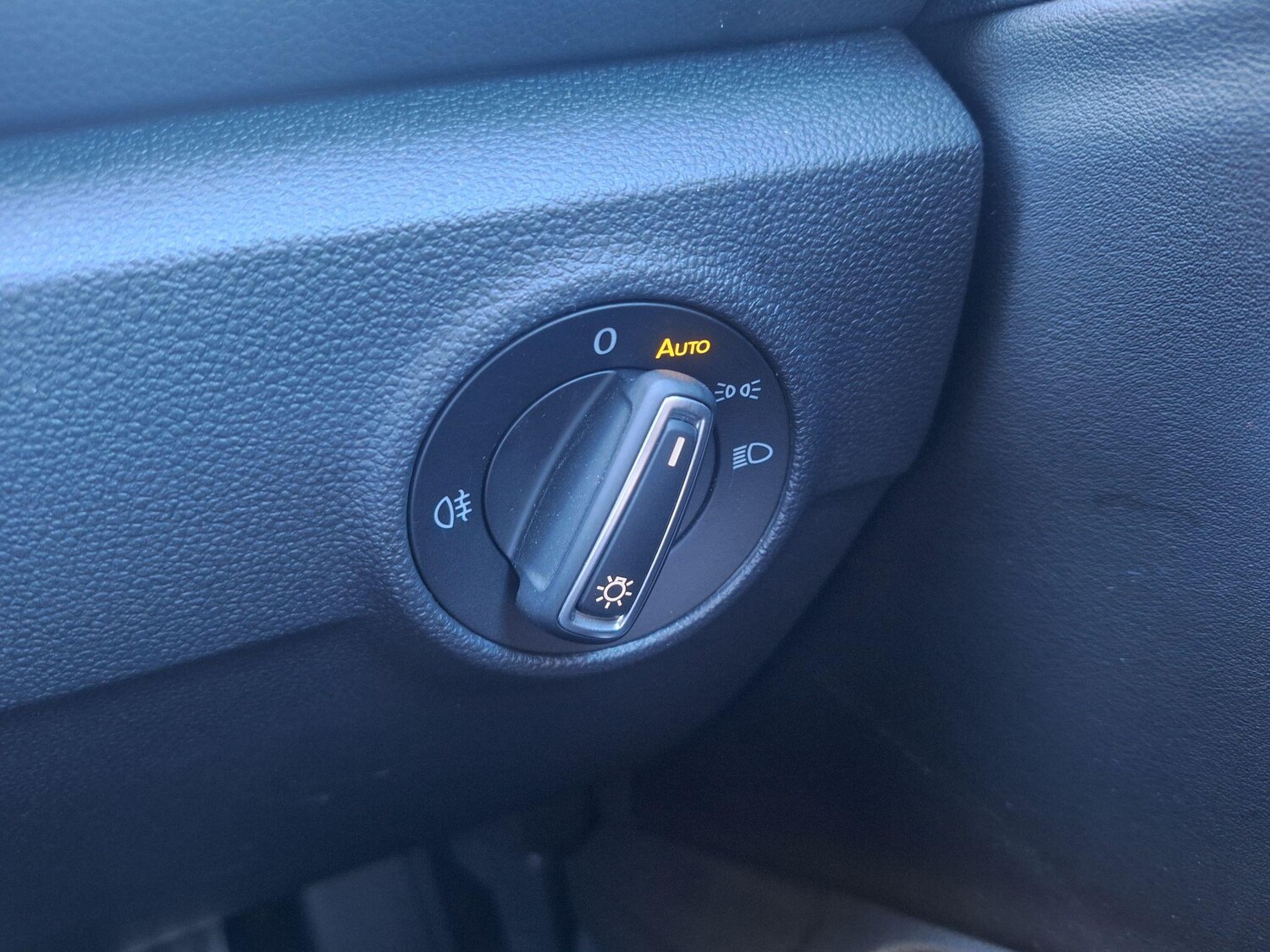 Used Volkswagen T-Roc 2022 for sale - 78033604: Photo 19