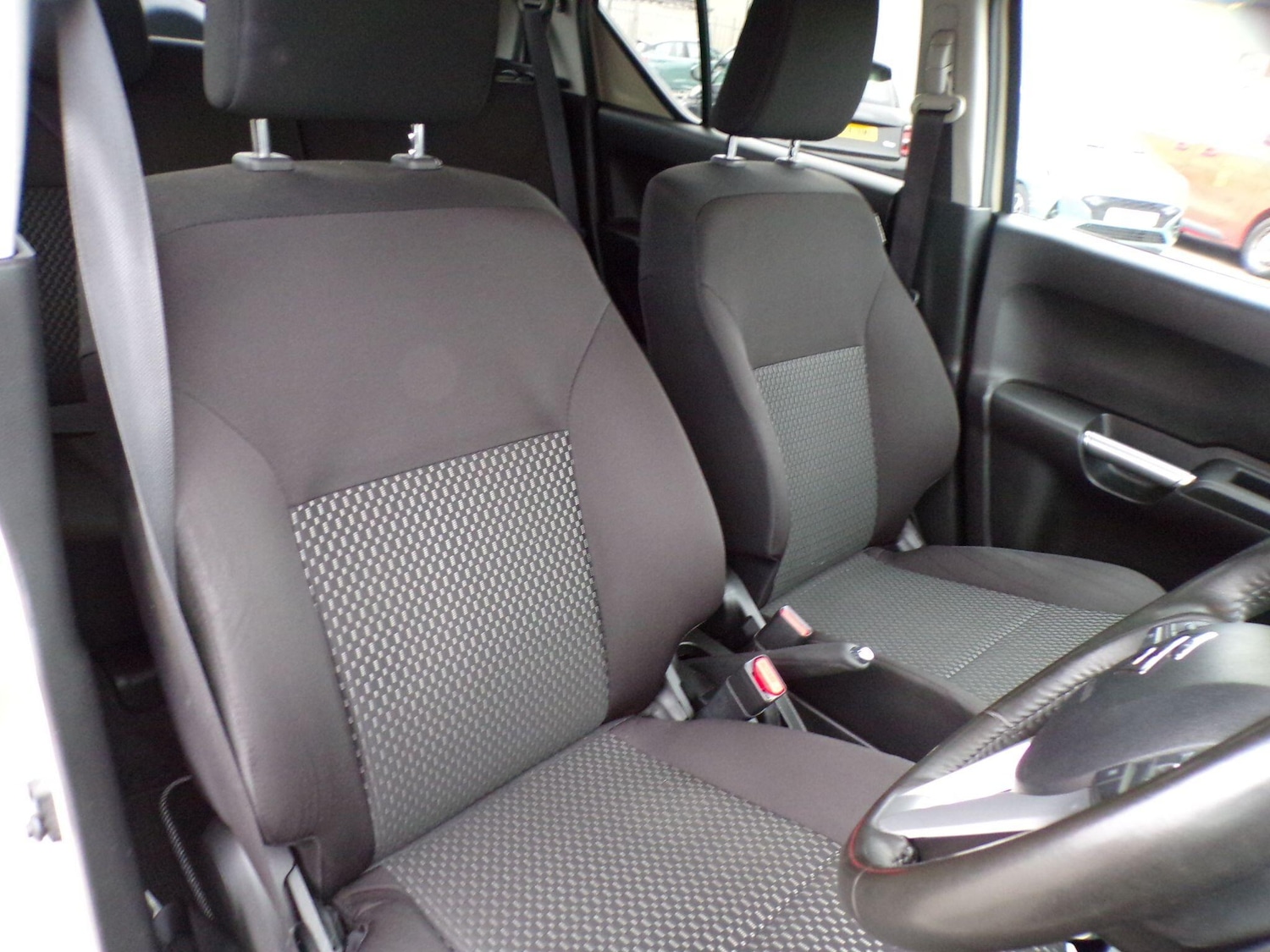 Used Suzuki Ignis 2024 for sale - 76307879: Photo 10