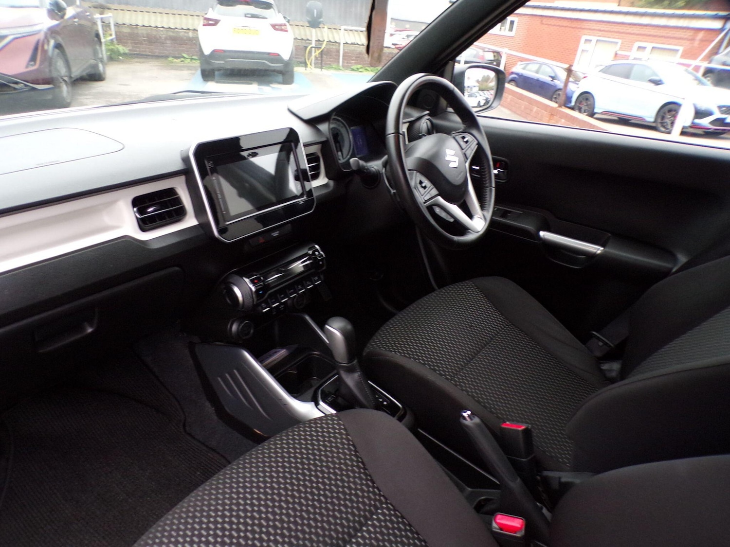 Used Suzuki Ignis 2024 for sale - 76307879: Photo 14