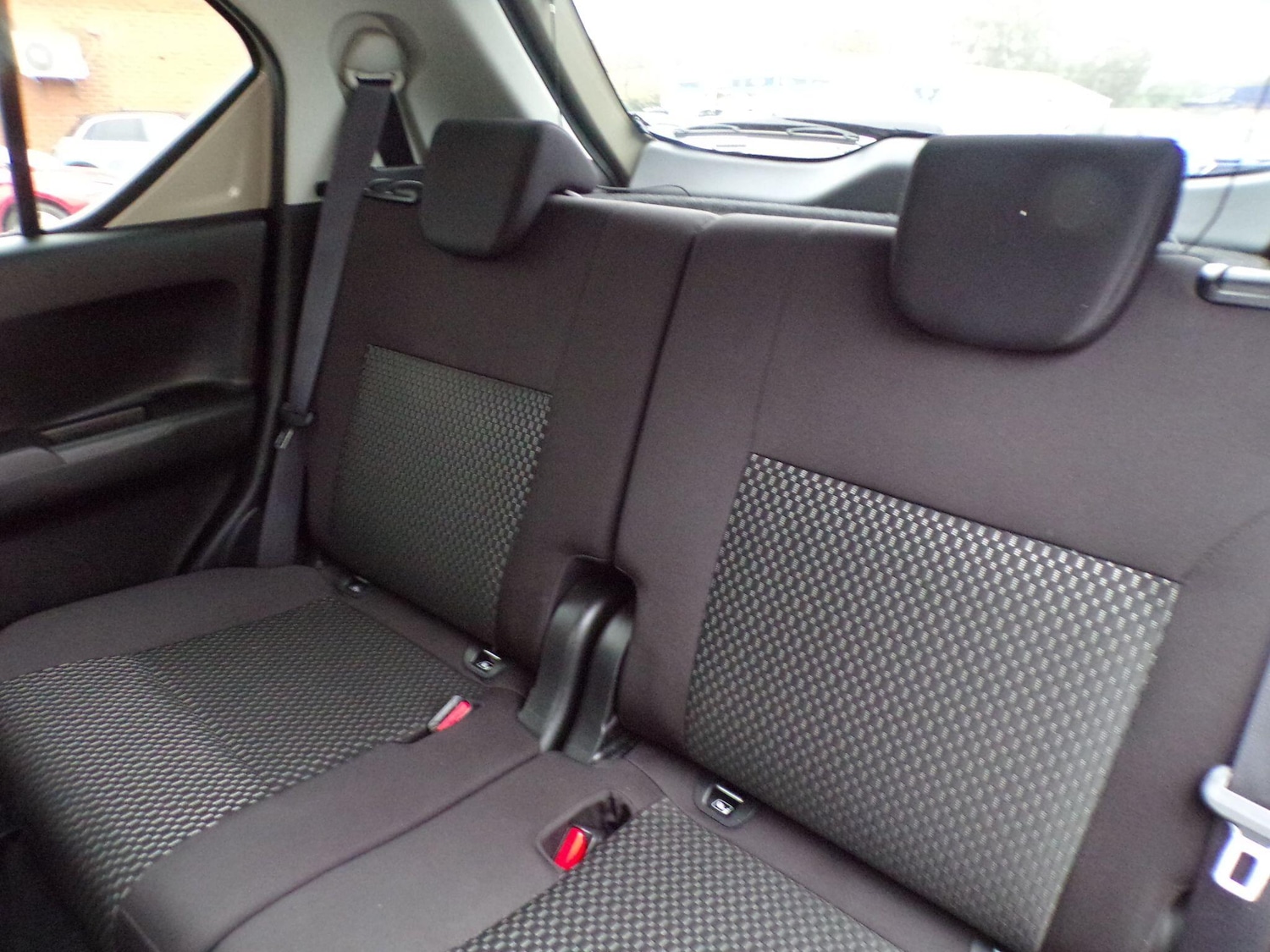 Used Suzuki Ignis 2024 for sale - 76307879: Photo 15