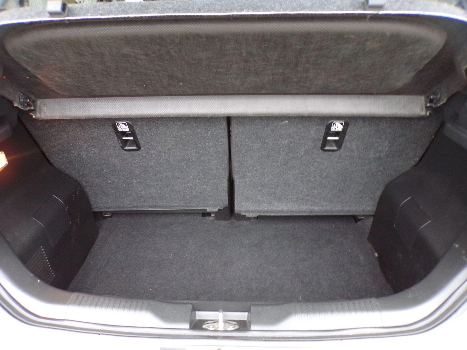 Used Suzuki Ignis 2024 for sale - 76307879: Photo 9