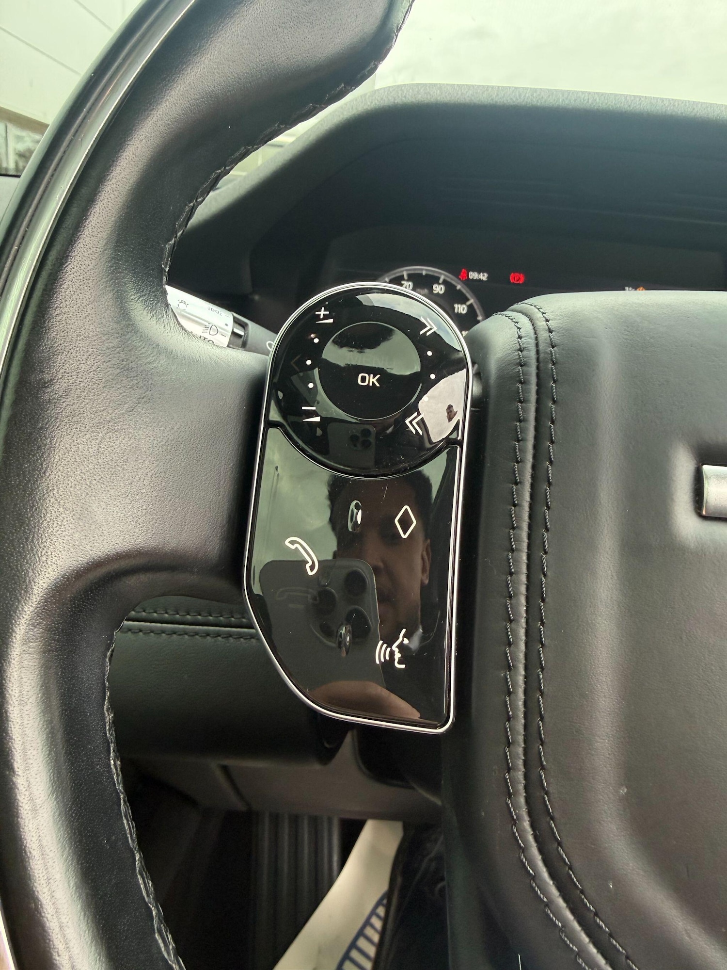 Used Land Rover Discovery Sport 2020 for sale - 77597808: Photo 16