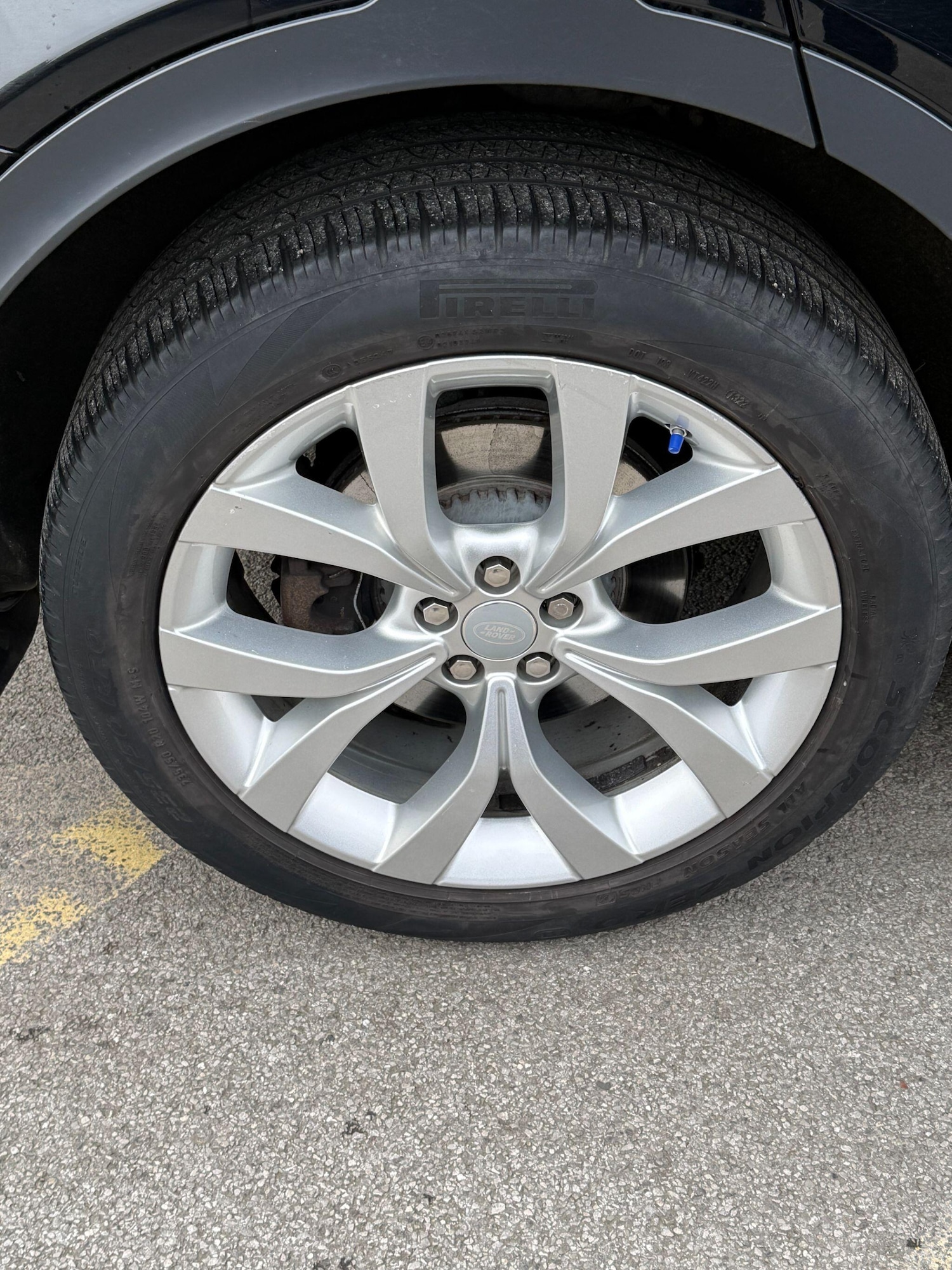 Used Land Rover Discovery Sport 2020 for sale - 77597808: Photo 9