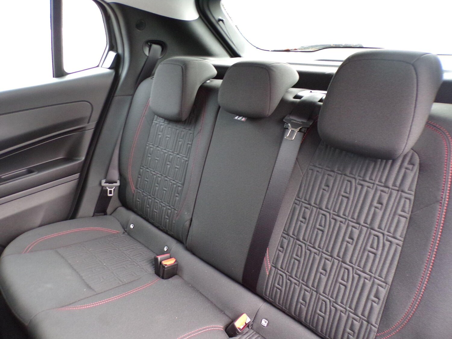 Used Fiat 600 2025 for sale - 76269945: Photo 16