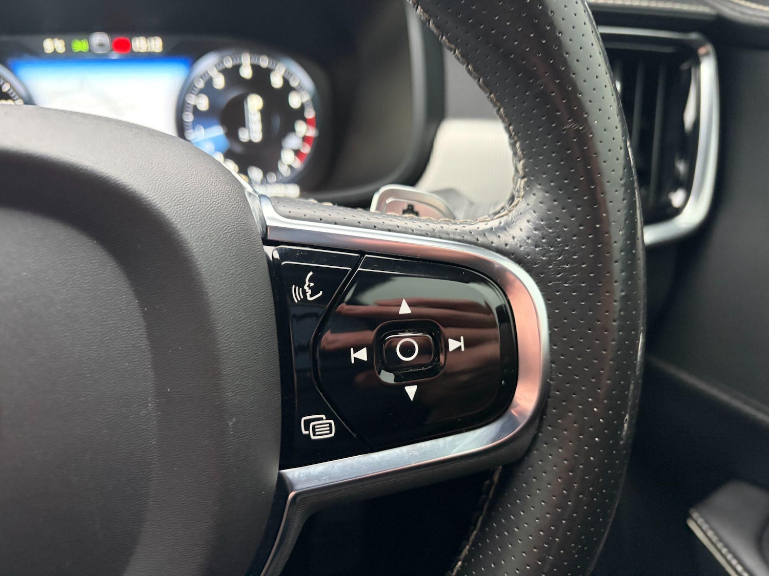 Used Volvo S90 2019 for sale - 77411214: Photo 11